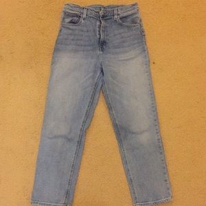 BDG Girlfriend Jeans